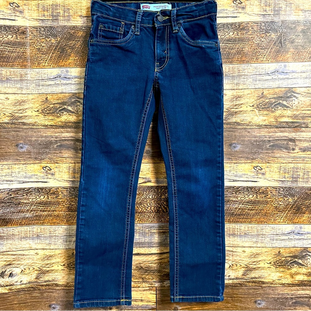 Levi’s | Boys 511 Performance Slim-Fit Jeans (size 8R)👖